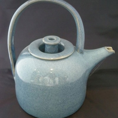 suzanne_woods_teapot