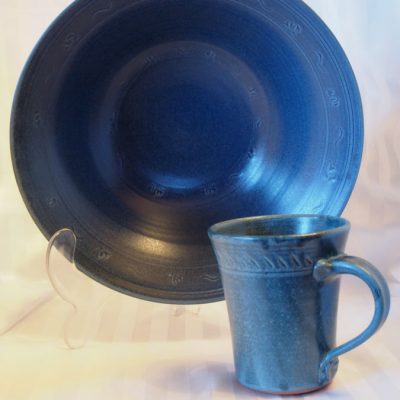 Opaque medium blue bowl and mug with fine sgraffito lines - Priya Harding
