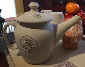 Teapot in bisque - Karina Bates