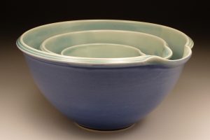 Blue & white nesting mixing bowls - Thomas Aitken