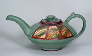green aladdin style teapot with coloured textured glaze - Bandurchins